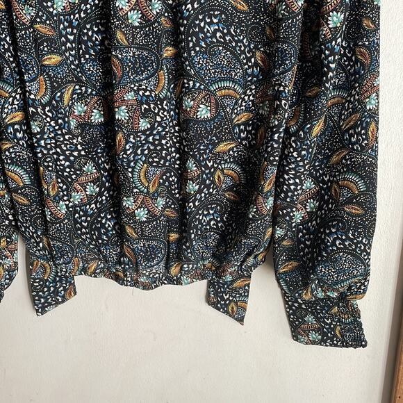 EVEREVE Charlie Tie Neck Blouse - Picture 12 of 16